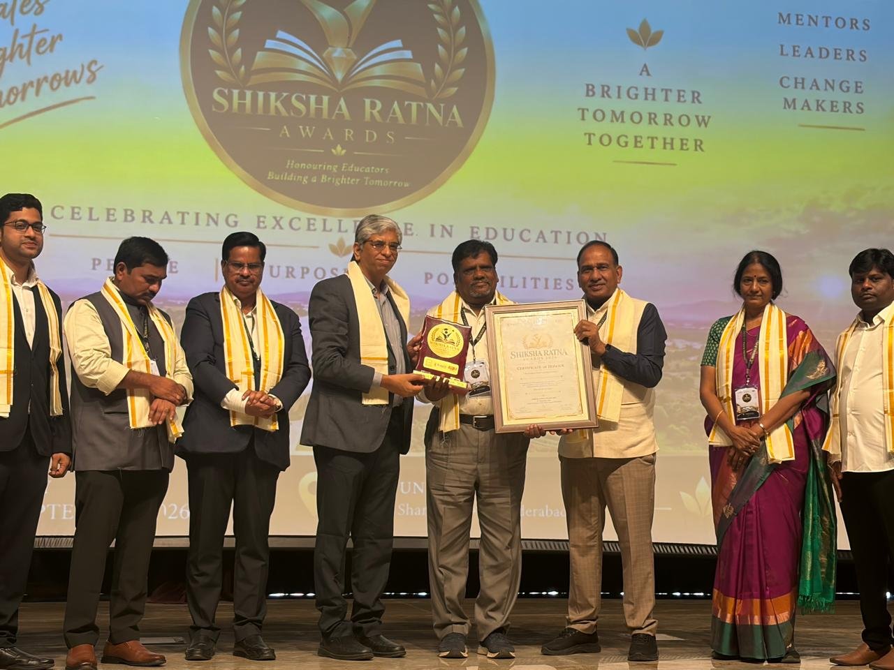 Dr Shaik Euathun   Shiksha Ratna Awards 2026 02